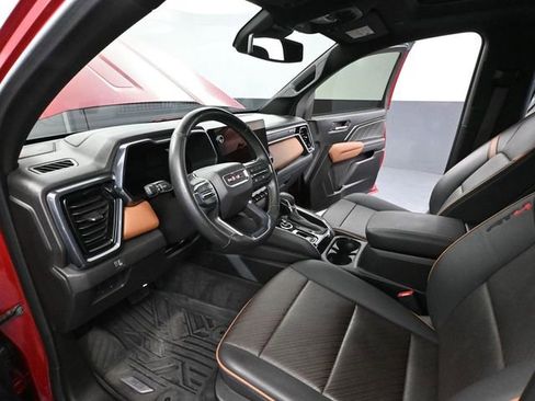 Used 2024 GMC Canyon AT4 w/ AT4 Premium Package image 23