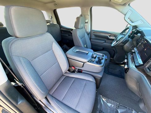 Used 2023 GMC Sierra 1500 Elevation w/ LPO, Elevation Black Package image 15