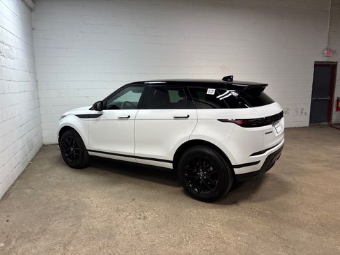 Used 2026 Land Rover Range Rover Evoque S AWD/4WD image 10