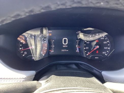 Used 2025 Jeep Compass Limited AWD/4WD image 11