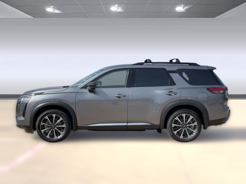 New 2026 Nissan Pathfinder Platinum w/ Cargo Package FWD image 2