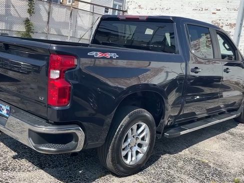 Used 2022 Chevrolet Silverado 1500 LT image 6