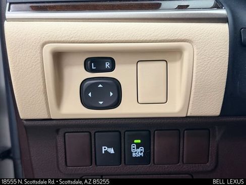 Used 2016 Lexus ES 350 w/ Navigation System Package FWD image 18