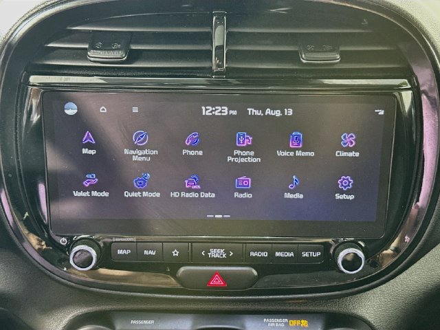Used 2023 Kia Soul EX FWD image 13