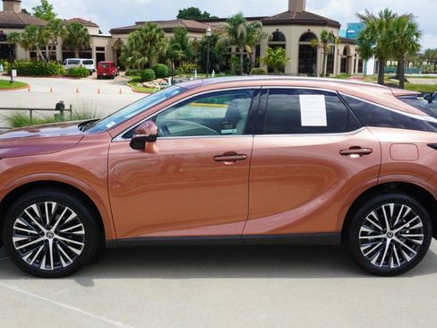 Used 2023 Lexus RX 350 Premium Plus w/ Accessory Package (Z1) FWD image 6