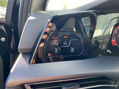 New 2025 Volkswagen GTI SE FWD image 33