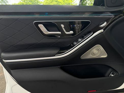 Used 2023 Mercedes-Benz S 580 4MATIC Sedan image 82