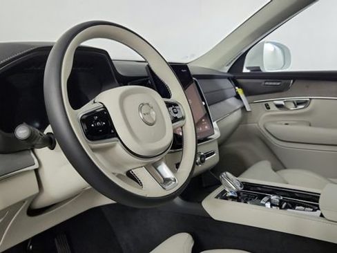 Used 2026 Volvo XC90 T8 Ultra w/ Protection Package Premier AWD/4WD image 12