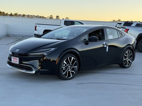New 2026 Toyota Prius Plug-In Hybrid image 11