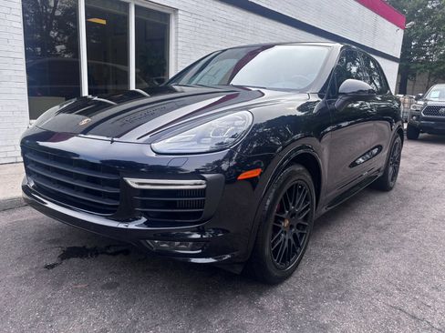Used 2016 Porsche Cayenne GTS AWD/4WD image 2