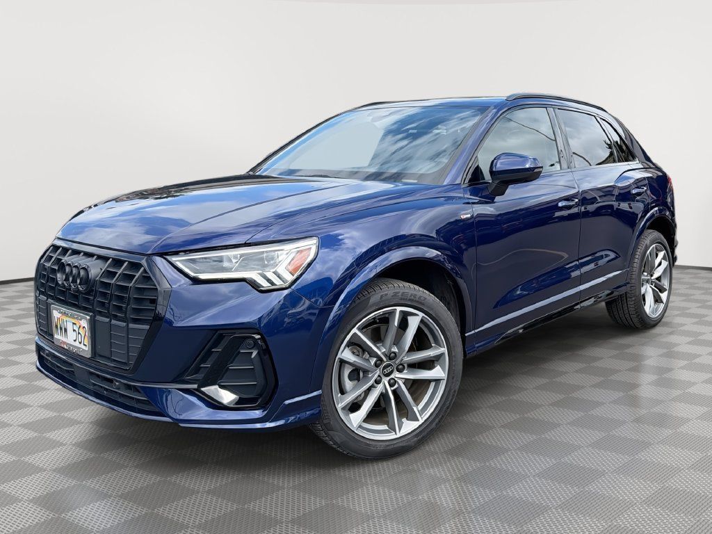 Used 2023 Audi Q3 2.0T Premium Plus AWD/4WD image 1