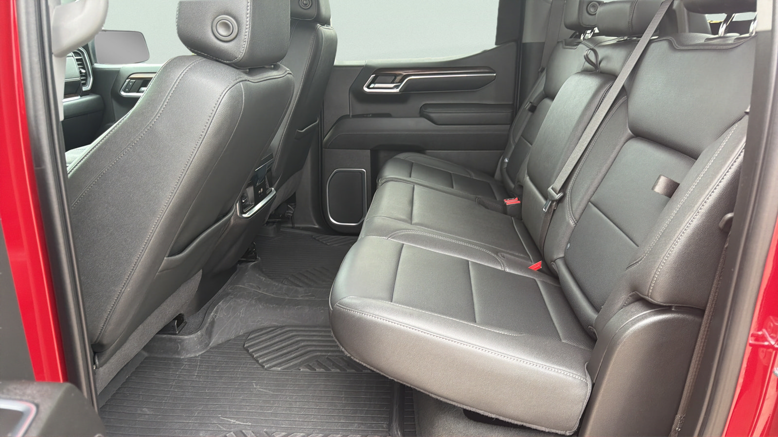 Used 2023 GMC Sierra 1500 SLT w/ SLT Premium Package AWD/4WD image 5