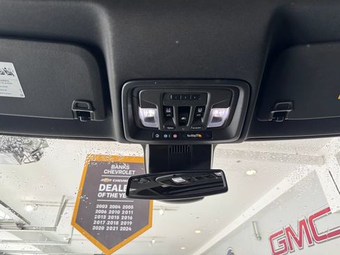 Certified 2024 GMC Sierra 2500 AT4 w/ AT4 Preferred Package AWD/4WD image 25