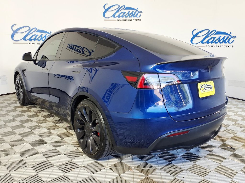 Used 2025 Tesla Model Y Performance AWD/4WD image 2