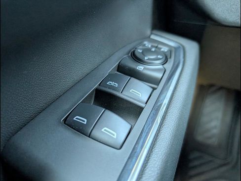 Used 2025 Chevrolet Silverado 2500 LT image 17