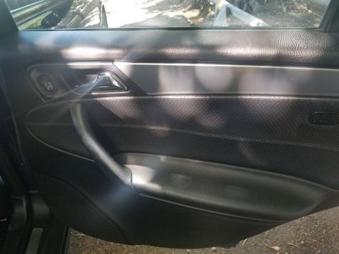 Used 2005 Mercedes-Benz C 230 Sedan image 18