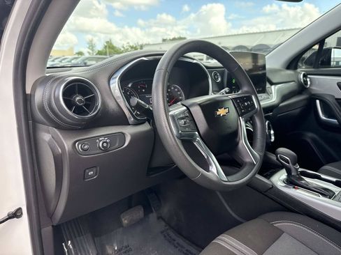Used 2024 Chevrolet Blazer LT w/ Convenience Package FWD image 22