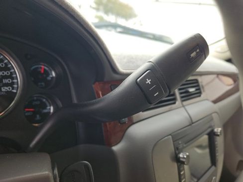 Used 2013 GMC Sierra 1500 SLT w/ SLT Convenience Package image 10