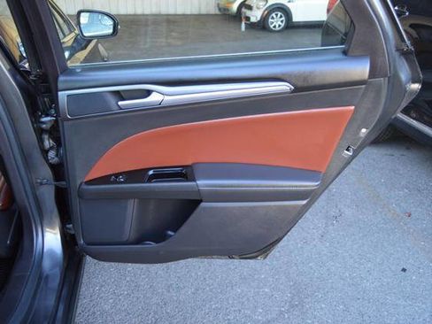 Used 2016 Ford Fusion SE w/ Equipment Group 202A image 49