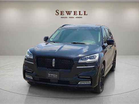 Used 2023 Lincoln Aviator Reserve w/ Equipment Group 201A AWD/4WD image 1