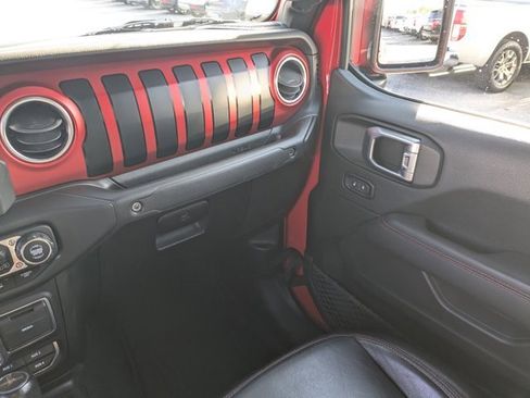 Used 2020 Jeep Gladiator Rubicon image 18