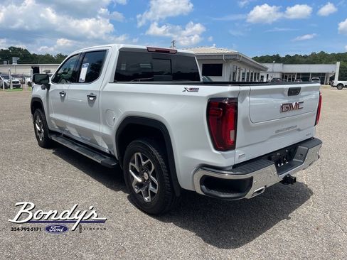 Used 2026 GMC Sierra 1500 SLT w/ SLT Premium Plus Package AWD/4WD image 12