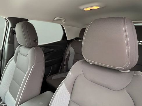 Used 2023 Chevrolet TrailBlazer LT w/ Convenience Package image 13