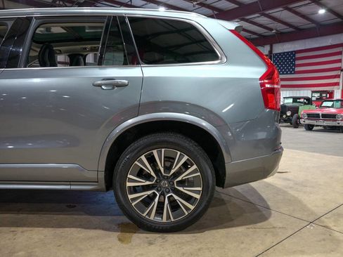 Used 2020 Volvo XC90 T5 Momentum w/ Protection Package Premier image 5