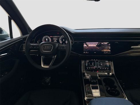Certified 2025 Audi Q7 3.0T Premium Plus w/ Premium Plus Package AWD/4WD image 23