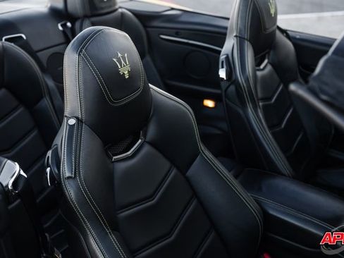 Used 2014 Maserati GranTurismo Sport RWD image 22