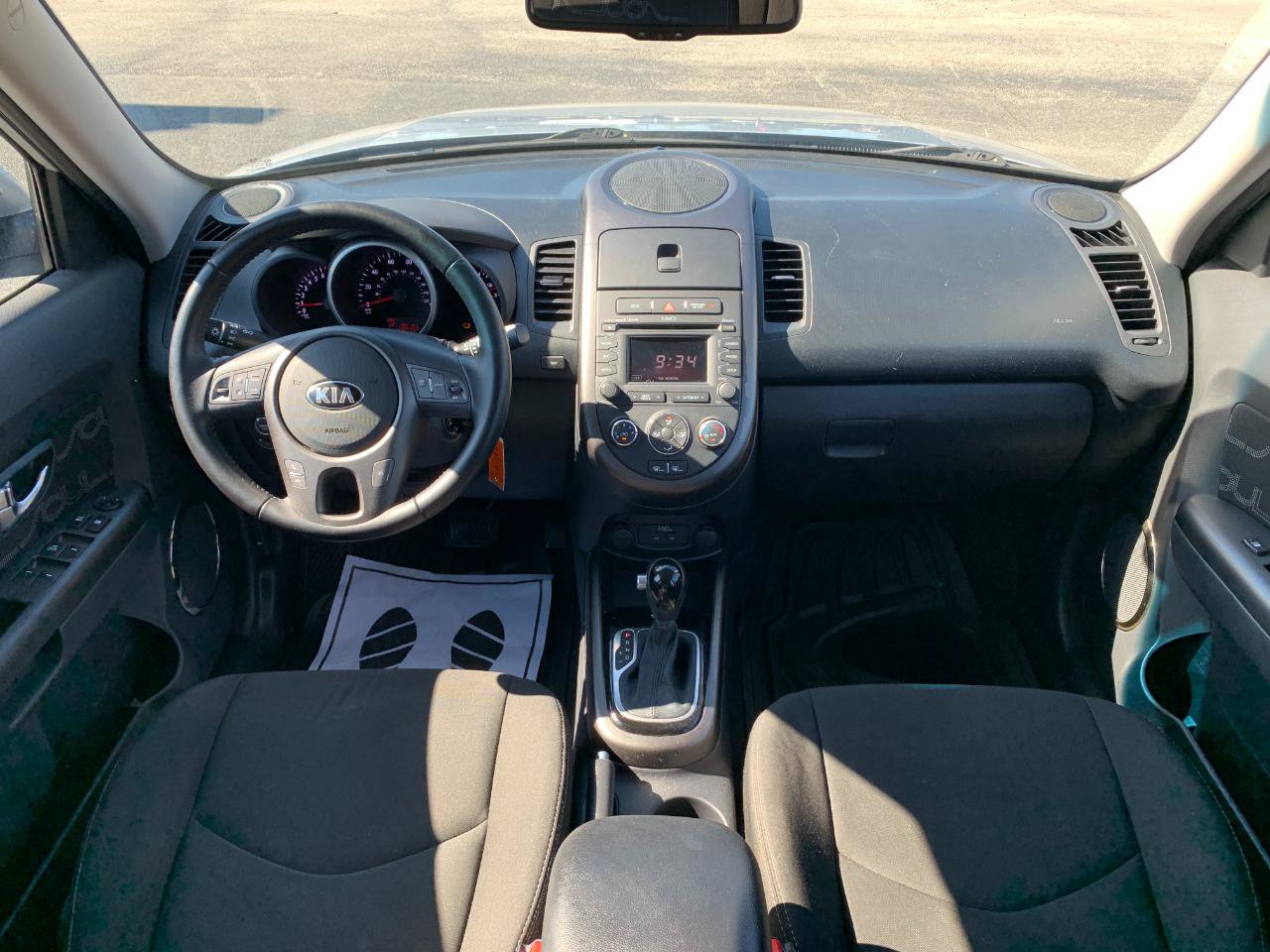 Used 2013 Kia Soul + w/ Audio Pkg FWD image 34