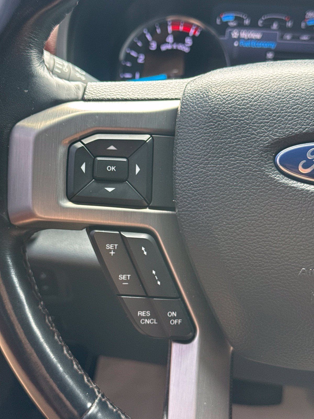 Used 2022 Ford F250 Platinum AWD/4WD image 26
