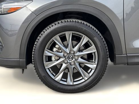 Used 2019 MAZDA CX-5 Signature image 11