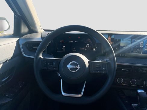 New 2026 Nissan Kicks S image 21