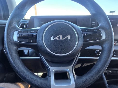 Used 2023 Kia Sportage LX image 20