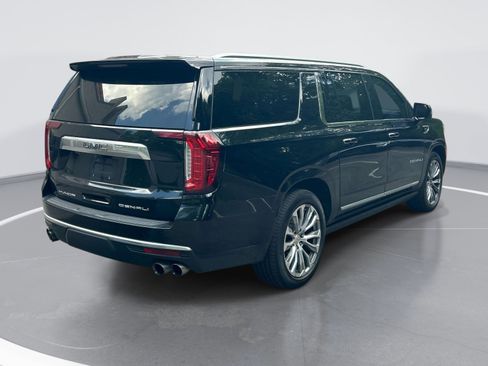 Used 2021 GMC Yukon XL Denali w/ Denali Ultimate Package AWD/4WD image 8