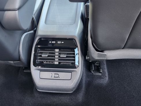 Used 2022 Volkswagen ID.4 Pro S image 18