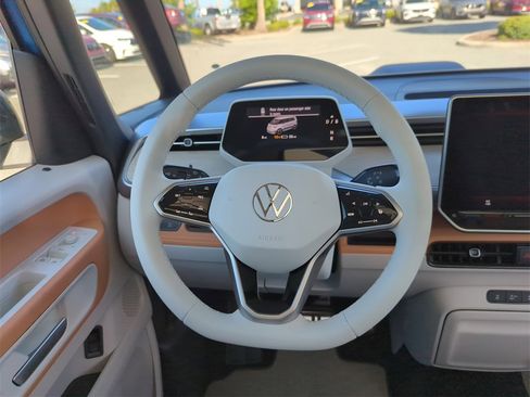 New 2025 Volkswagen ID. Buzz 1st Edition image 19
