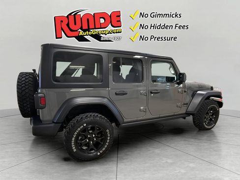 Used 2022 Jeep Wrangler Unlimited Sport AWD/4WD image 5