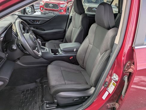 Used 2022 Subaru Outback Premium image 7