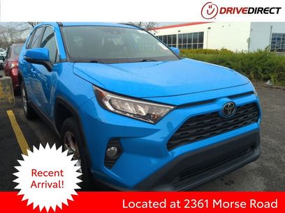Used 2019 Toyota RAV4 XLE w/ Convenience Package