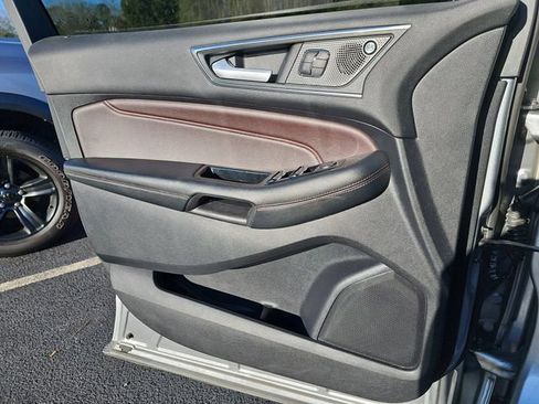 Used 2020 Ford Edge Titanium w/ Equipment Group 301A image 24