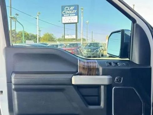 Used 2019 Ford F150 Lariat w/ Equipment Group 502A Luxury image 19