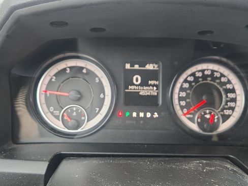 Used 2019 RAM 1500 Classic Warlock image 16