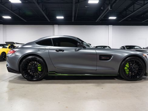 Used 2017 Mercedes-Benz AMG GT Coupe image 9