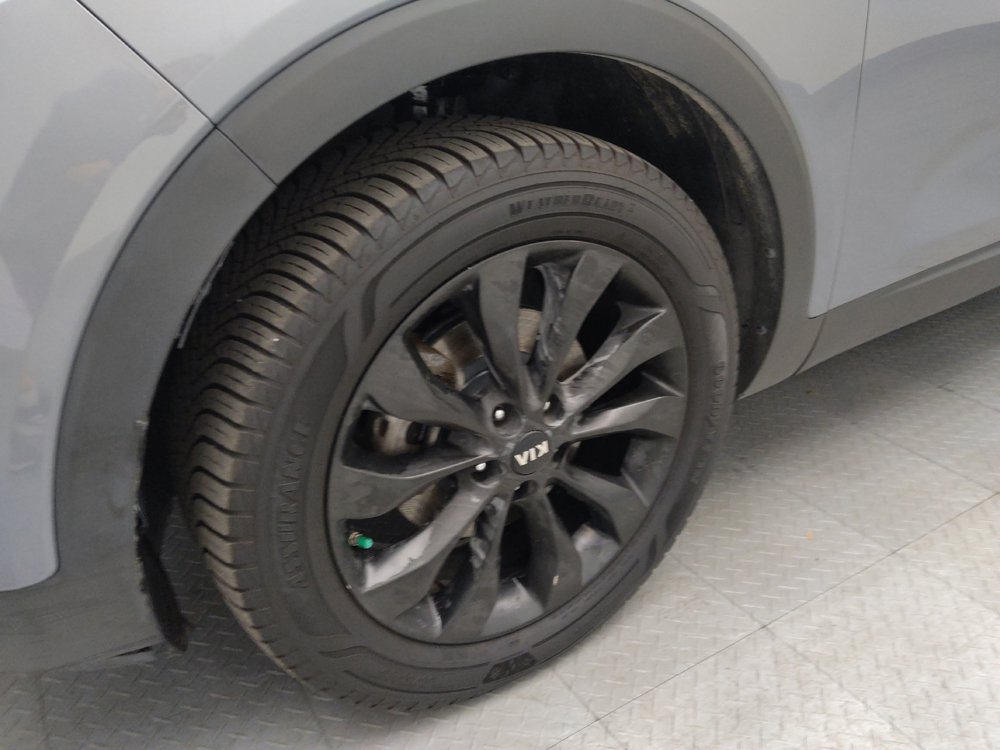 Used 2020 Kia Sorento EX FWD image 31