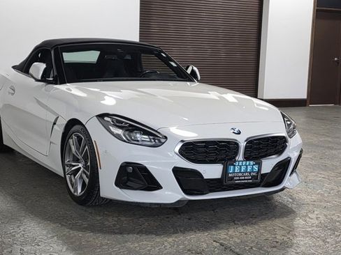 Used 2025 BMW Z4 sDrive30i image 5