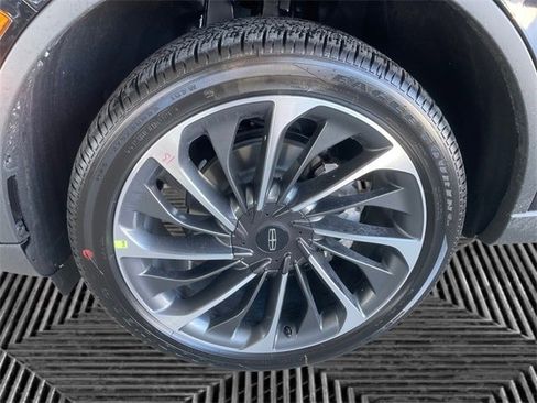 New 2025 Lincoln Aviator Reserve w/ Illumination Package image 14