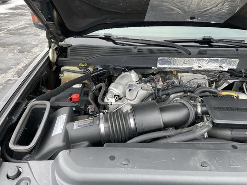 Used 2017 Chevrolet Silverado 3500 LT w/ LT Convenience Package image 36