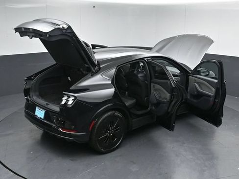 Used 2025 Ford Mustang Mach-E GT AWD/4WD image 58